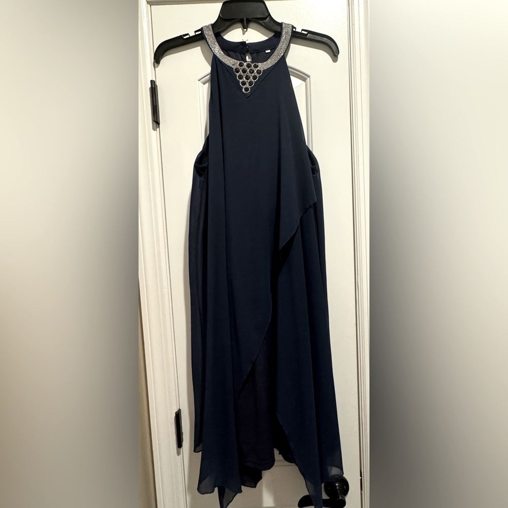 NWOT Gorgeous Women’s formal asymmetrical dress